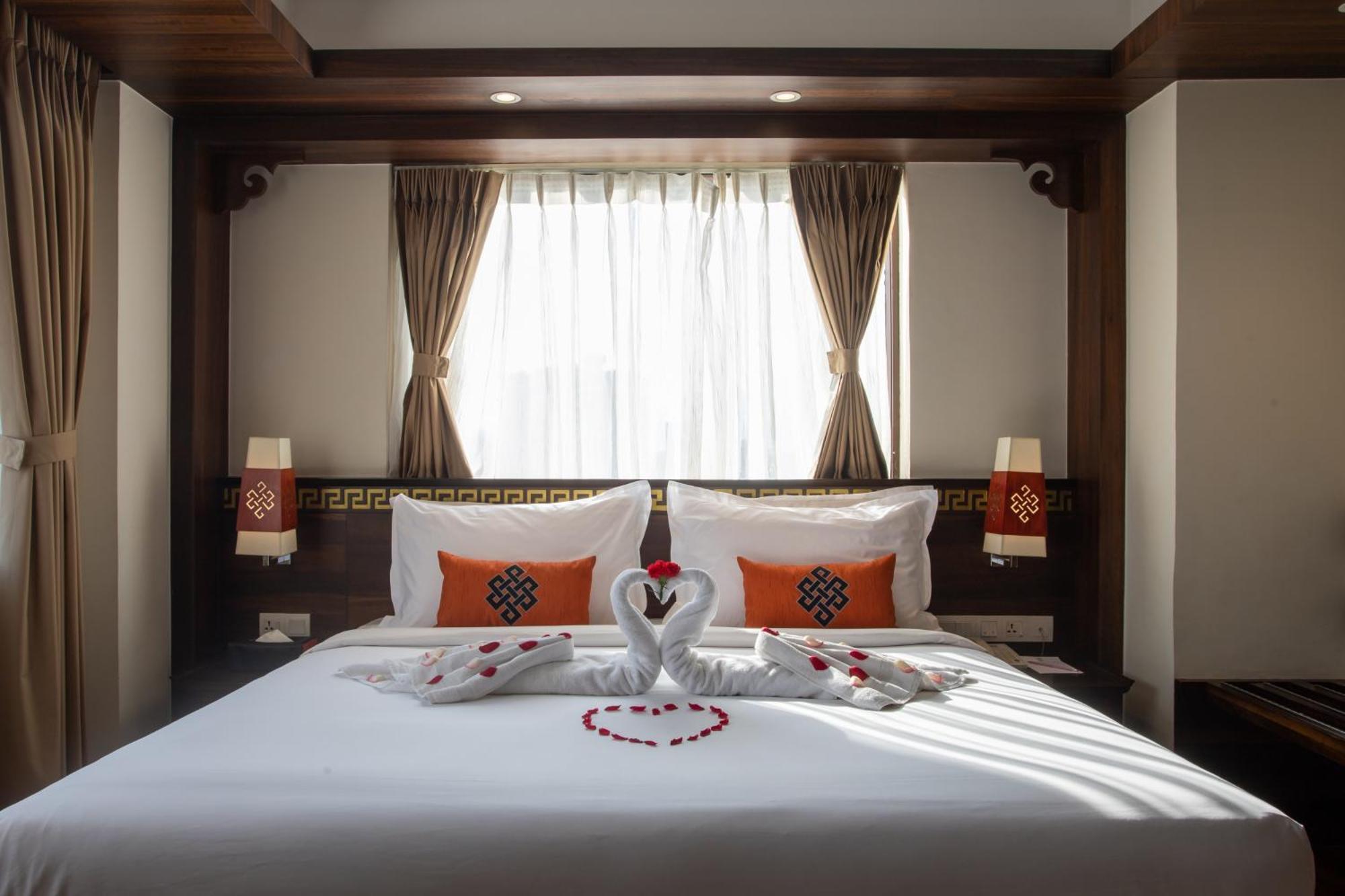 Hotel Ramada By Wyndham Kathmandu Dhumbarahi Exterior foto