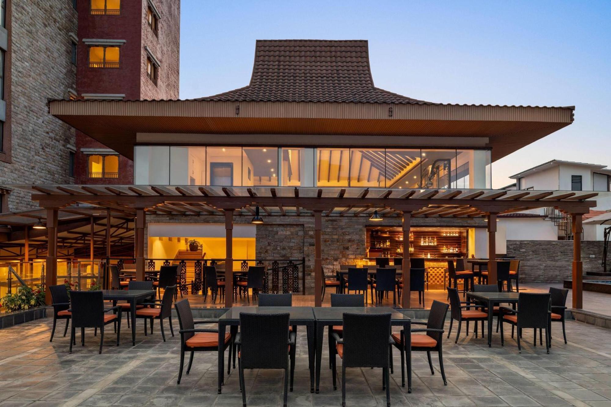 Hotel Ramada By Wyndham Kathmandu Dhumbarahi Exterior foto